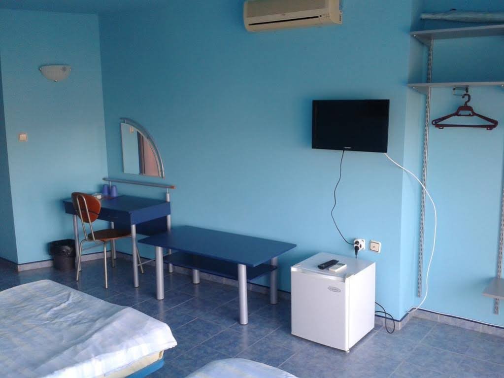 Фото The Colourful Mansion