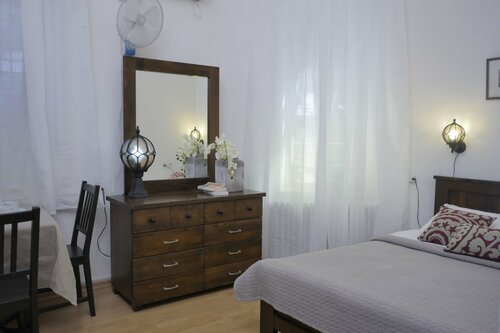 Гостиница Allenby 2 Bed and Breakfast в Иерусалиме