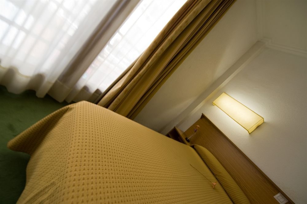 Фото Hotel Madrisol