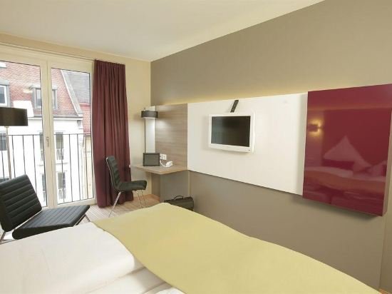 Фото Hotel Demas City