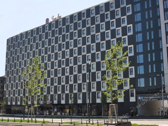 Фото Leonardo Hotel Vienna Hauptbahnhof