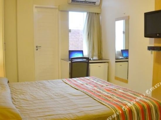 Фото Hotel VillaOeste