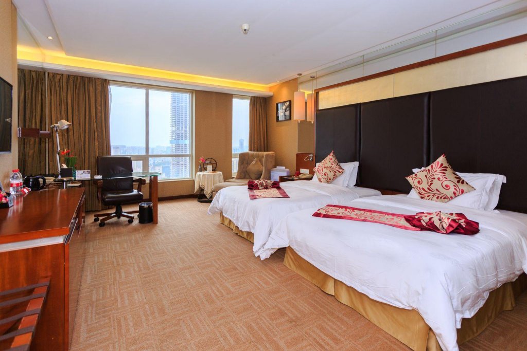 Фото Changsha Xiaoxiang Huatian Hotel