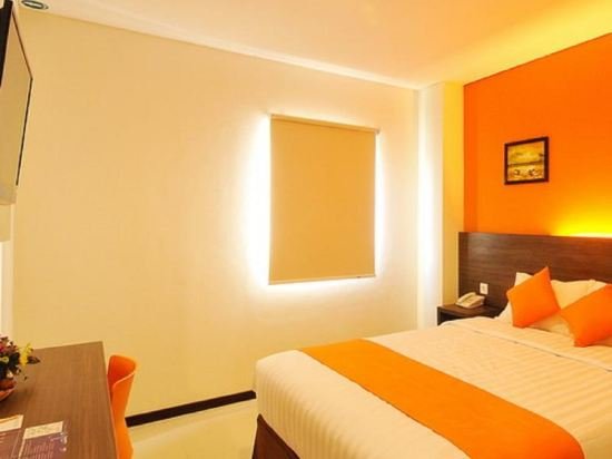 Фото Pratama Hotel and Convention