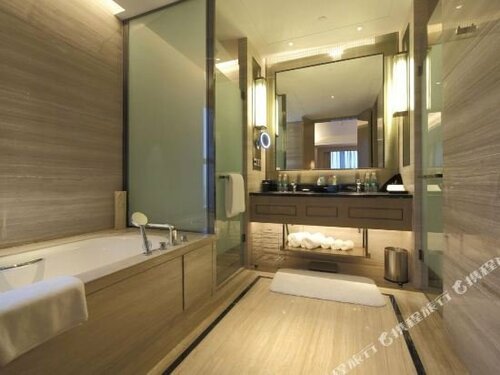 Гостиница Wanda Realm Huangshi в Хуанши