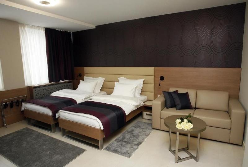 Фото Hotel Srbija Garden