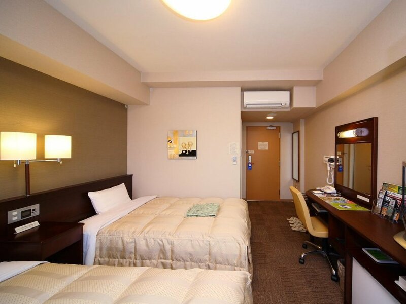 Гостиница Hotel Route-Inn Utsunomiya Miyukicho в Уцуномии