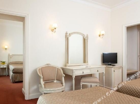 Фото Grand Hôtel Moderne