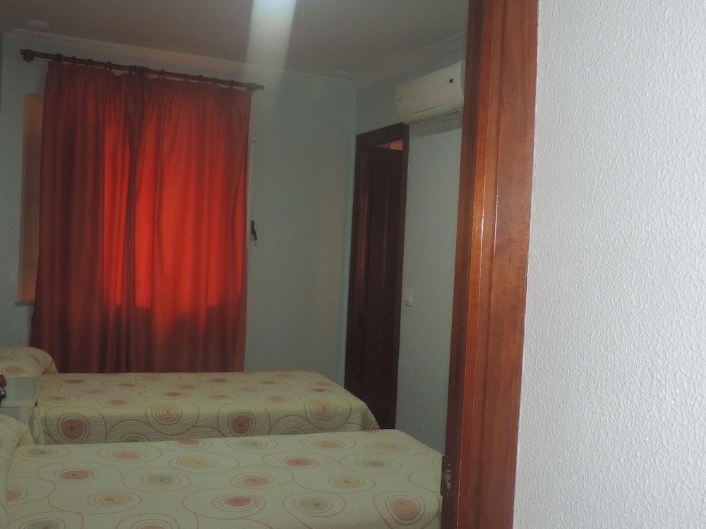 Фото Hostal Bahia