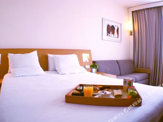 Фото Novotel Roma Est