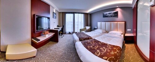 Гостиница Huatian Chinagora Hotel в Альфорвилле