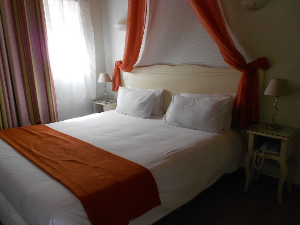 Фото Hôtel Médieval