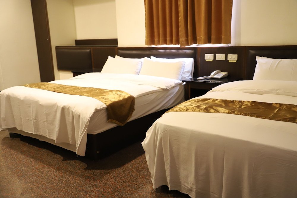 Фото Regal International Hotel