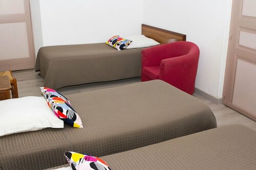 Гостиница Hotel Fortin в Шато-Шиноне-(Виль)