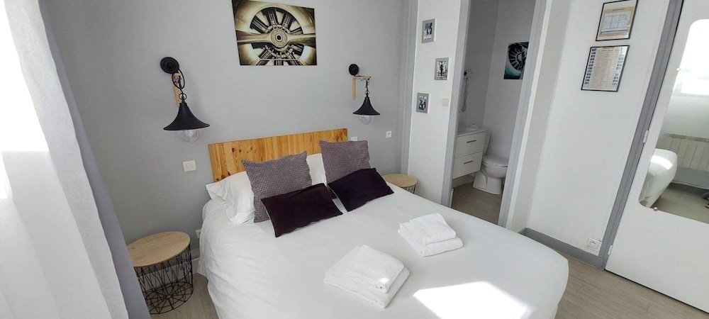 Фото Hotel La Croisette & Restaurant Bistrot Gantier