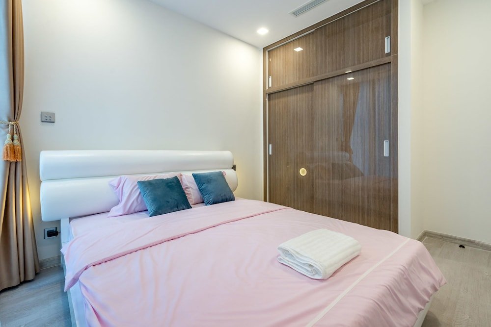 Фото Urban House Premium