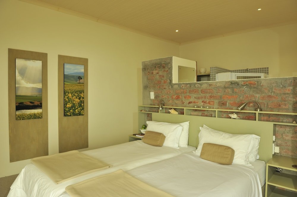 Фото Whalesong Lodge