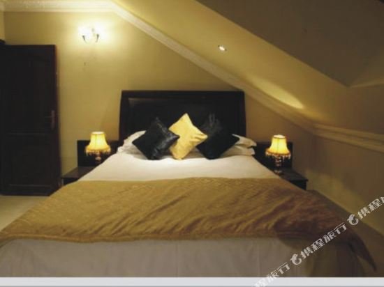 Фото Apartment Royale Hotel and Suite