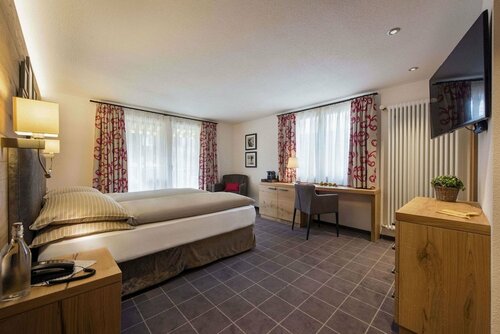 Внешний вид отеля Hotel Chesa Valese в Церматте, фото 1