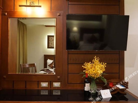 Фото Lanna Tree Boutique Hotel