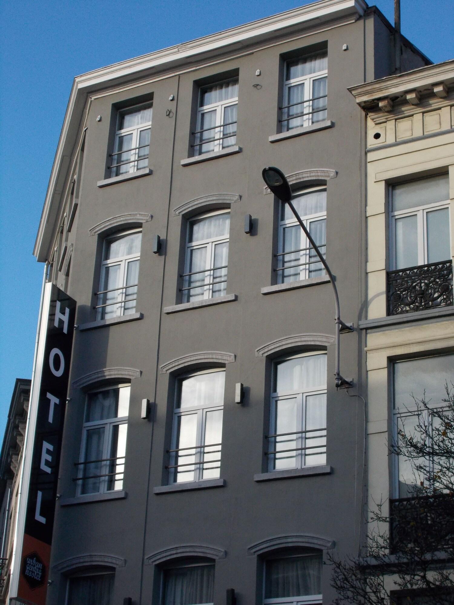 Фото Urban City Centre Hostel