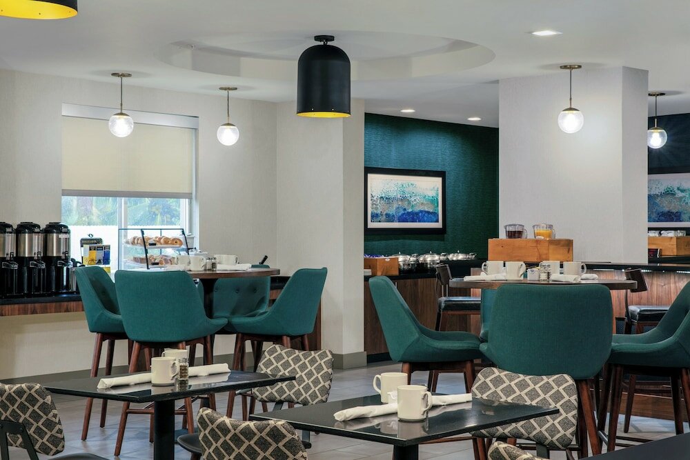 Фото Four Points by Sheraton Fort Lauderdale Airport - Dania Beach