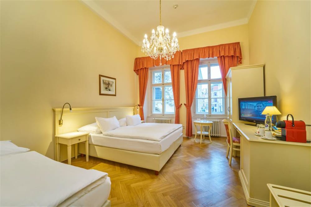 Фото Josephine Old Town Square Hotel - Czech Leading Hotels