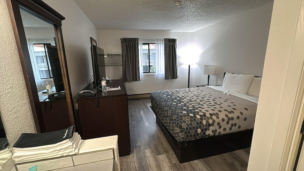 Фото Wingate by Wyndham Bellingham Heritage Inn