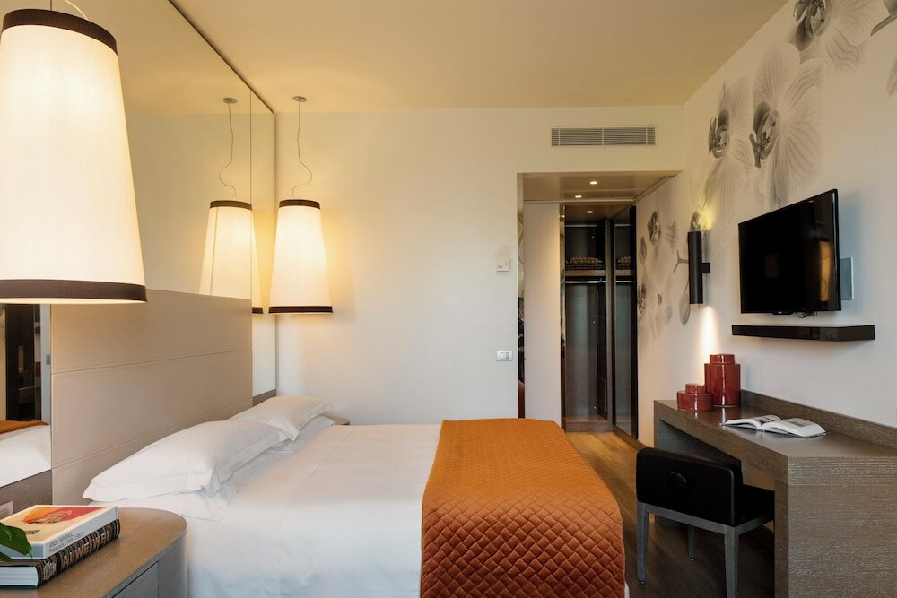 Фото Starhotels E.C.HO.