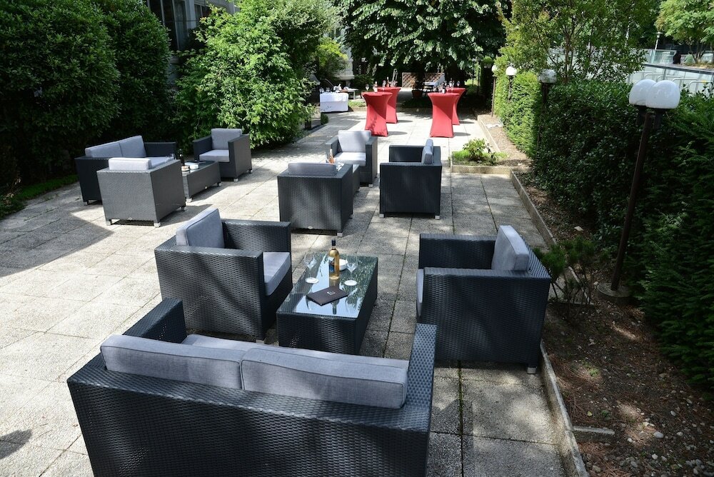 Фото Carlton Lausanne Boutique Hotel