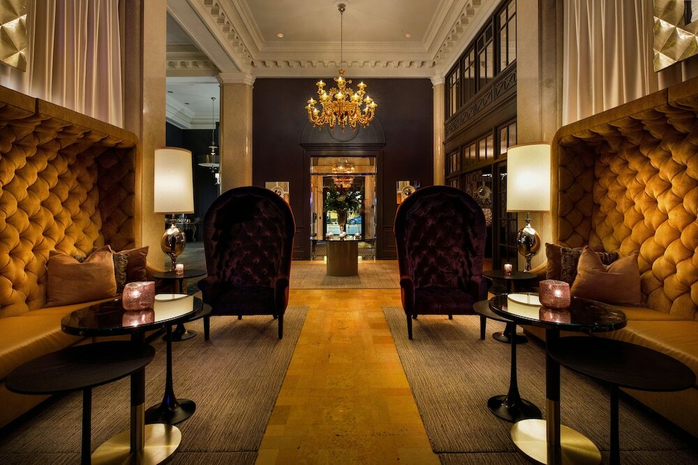 Фото Ambassador Hotel Kansas City, Autograph Collection