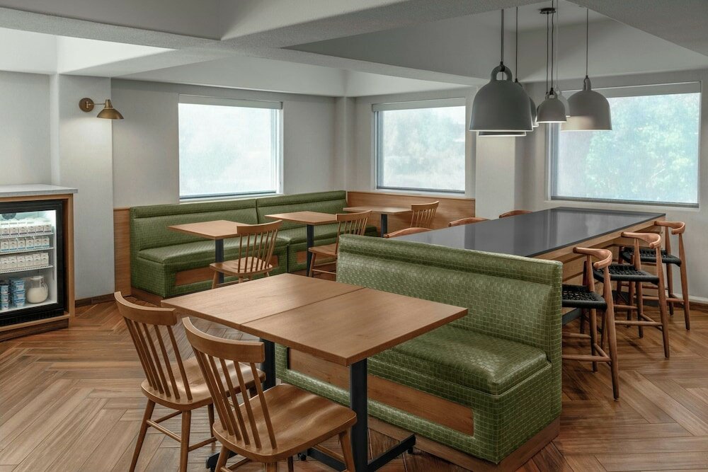 Фото Fairfield Inn & Suites by Marriott San Francisco San Carlos