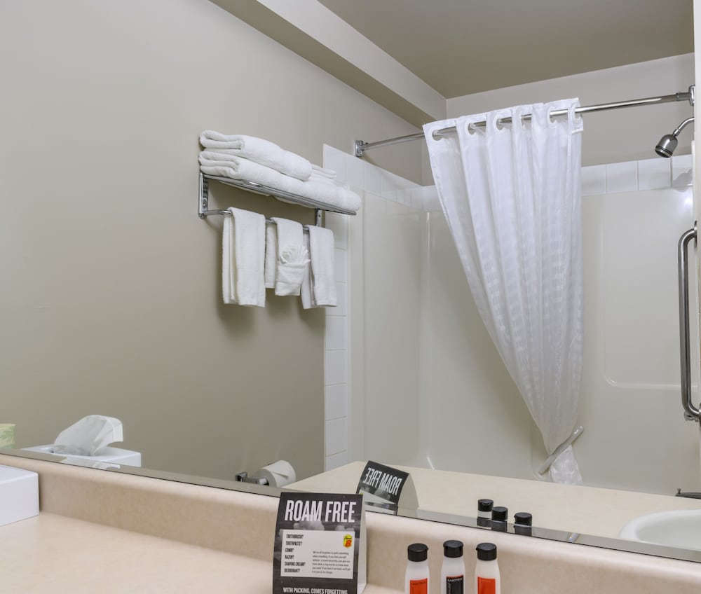 Фото Super 8 by Wyndham Cochrane