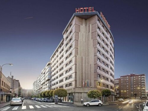 Внешний вид отеля Hotel Zentral Parque в Вальядолиде, фото 1