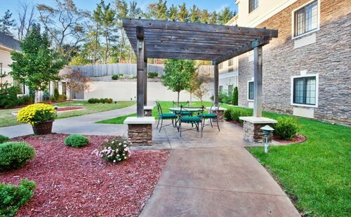 Гостиница Staybridge Suites Kalamazoo, an Ihg Hotel в Каламазу