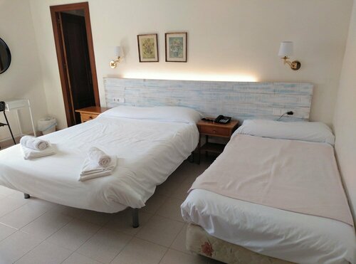 Внешний вид отеля Hotel Corisco в Тосса-де-Маре, фото 4