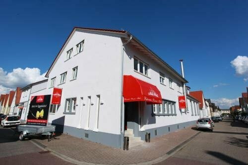 Гостиница Mille Stelle Hotel в Карлсруэ