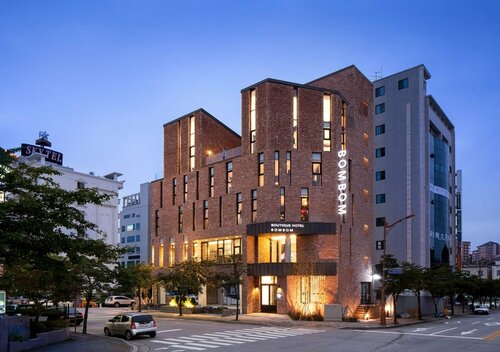 Гостиница Gangneung Boutique Hotel Bombom в Канныне