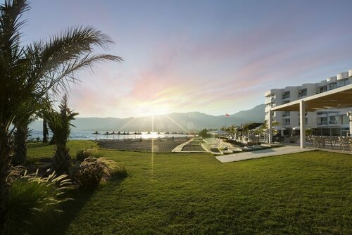Гостиница Marpessa Blue Beach Resort & SPA Hotel в Ешиловаджике