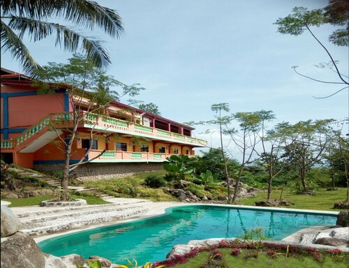 Гостиница The View Hotel and Restaurant в Провинции Камигин