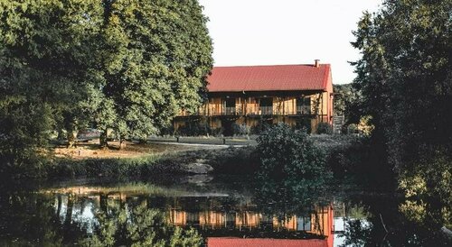 Гостиница Le Barn в Рамбуйе