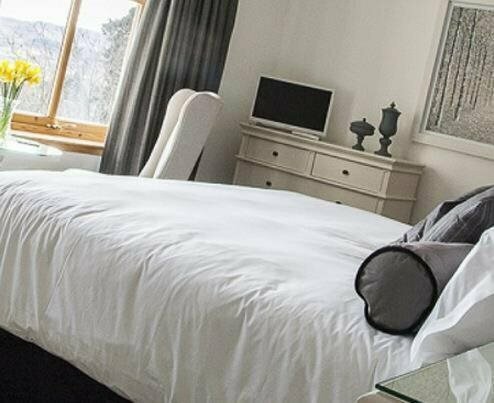 Гостиница Sutherlands Guest House в Кингасси