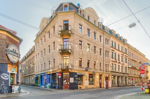 Хостел Lollis Homestay - Hostel в Дрездене
