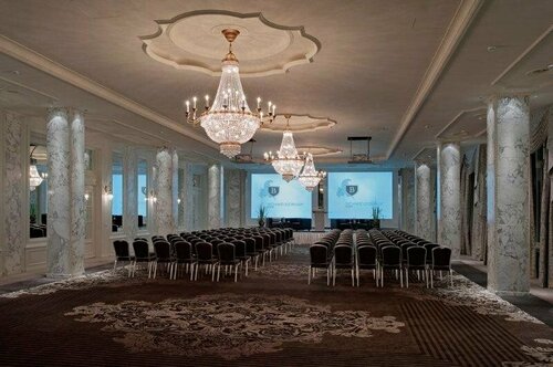 Гостиница Hotel Schweizerhof Bern & SPA в Берне