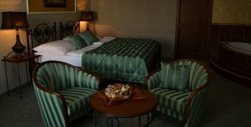 Гостиница Hotel Boucek в Кромержиже