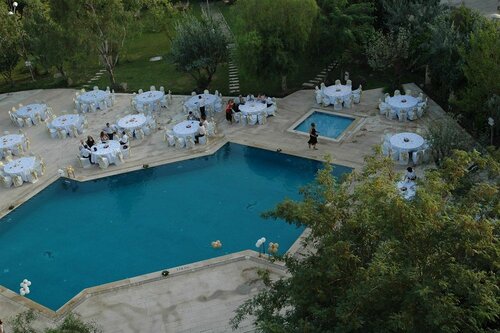 Гостиница Karşıyaka Hotel в Каршияке