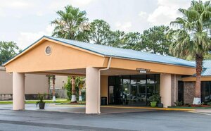 Гостиница Quality Inn Hinesville - Fort Stewart Area
