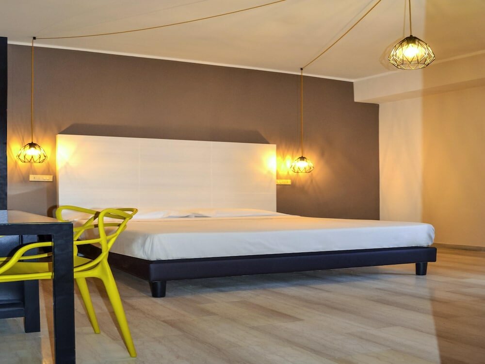 Фото Ibis styles Trani