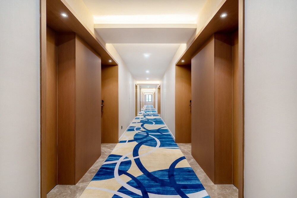 Фото Holiday Inn Express Jinan Jingshi Road