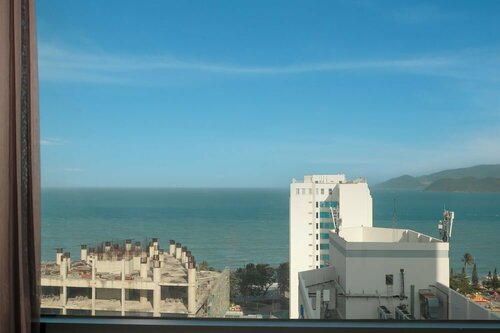 Гостиница V Hotel Nha Trang в Нячанге